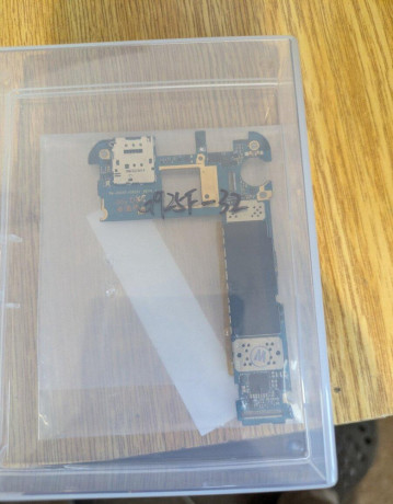 samsung-s6-edge-zakladna-doska-g925f-big-0