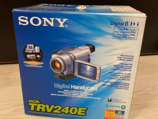 videokamera-sony-dcr-trv240e