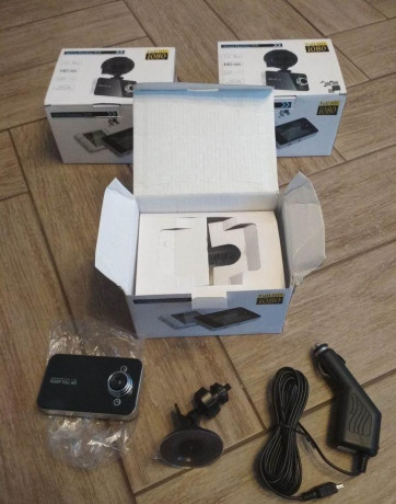 nova-full-hd-1080-kamera-do-auta-cierna-skrinka-big-0