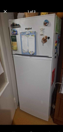 whirpool-chladnicka-s-mraznickou-big-0