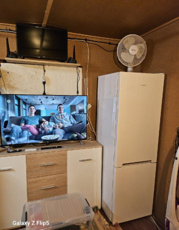 predam-chladnicku-s-mraznickou-philco-big-0