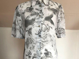 sivo-biela-kosela-48