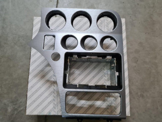 stredovy-panel-alfa-romeo-159-ti