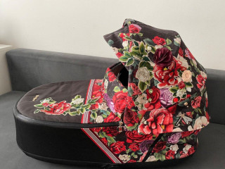 cybex-priam-hlboka-vanicka-lux-spring-dark-blossom