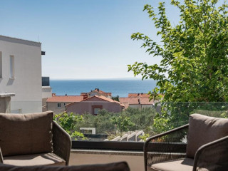 chorvatsko-luxusny-zariadeny-4-izbovy-apartman-na-pagu