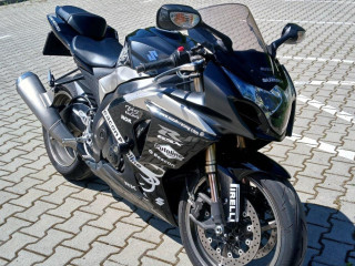 suzuki-gsxr-1000