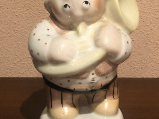 129-royal-dux-soska-porcelan-hudobnik