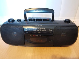 radiomagnetofon-sony-cfs-e14