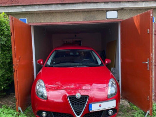 alfa-r-giulietta-14t-120k-2017-72000km