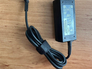 uplne-novy-ac-adapter-hp-45w-741727-001-45mm