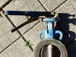 predam-uzatvaraniu-klapku-na-vodu-100mm