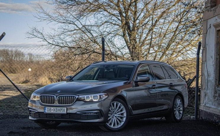 bmw-5-touring-530d-xdrive-at-2019-big-0