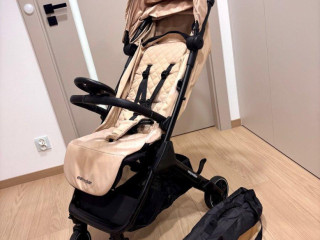 easywalker-jackey-sand-taupe