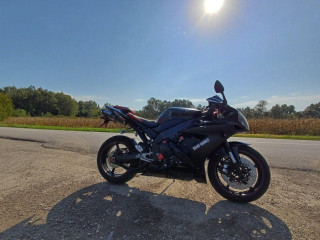 yamaha-r1-rn12