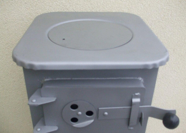 mensie-vykonne-krbove-kachle-mozete-na-nich-kurit-aj-varit-big-0