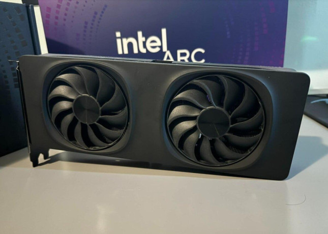 intel-arc-b580-limited-edition-zaruka-big-0