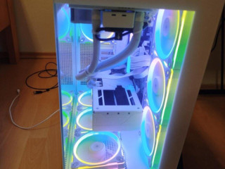 amd-ryzen-7-7800x3drx-9070-xt32gb-ddr5-rezervovany-do-51