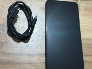 predam-samsung-galaxy-s23-8gb-ram-128gb-black-novy-kus