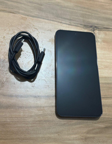 predam-samsung-galaxy-s23-8gb-ram-128gb-black-novy-kus-big-0