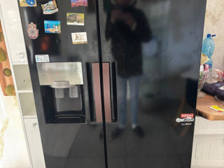 americka-chladnicka-samsung-so-zasobnikom-ladu