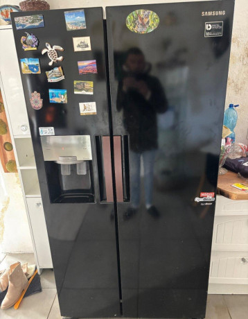 americka-chladnicka-samsung-so-zasobnikom-ladu-big-0