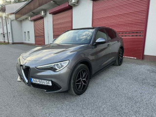 alfa-romeo-stelvio-22-jtdm-210k-awd-at