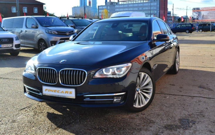 bmw-rad-7-740xd-big-0