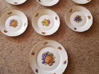 retro-porcelanova-dezertna-sada-thun