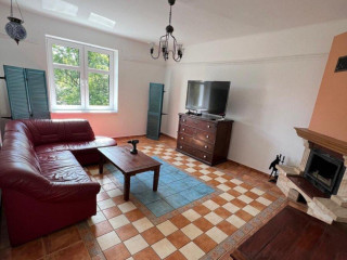 predam-luxusny-velkometrazny-2izbbyt-v-centre-zv