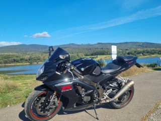 suzuki-gsx-r-1000-k7-k8