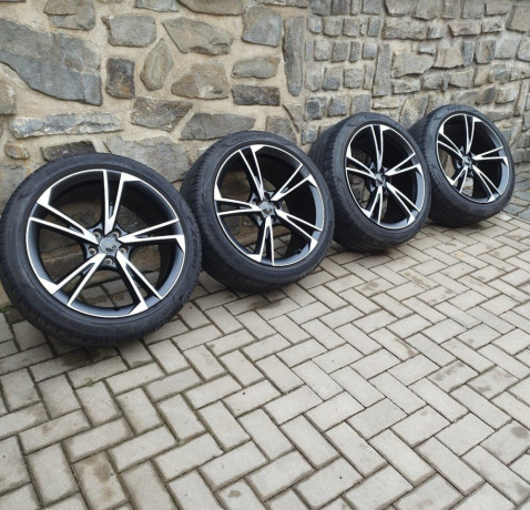 original-audi-rs-elektrony-big-0