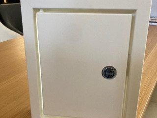 reviznekominove-ocelove-dvierka