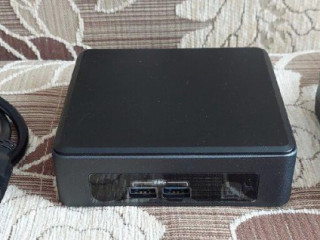 mini-pocitac-intel-nuc7i5dnk