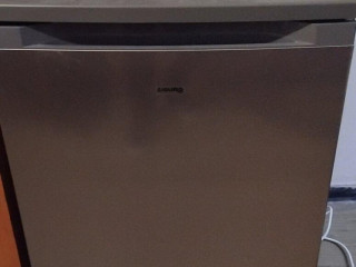 chladnicka-s-mrazakom-siguro