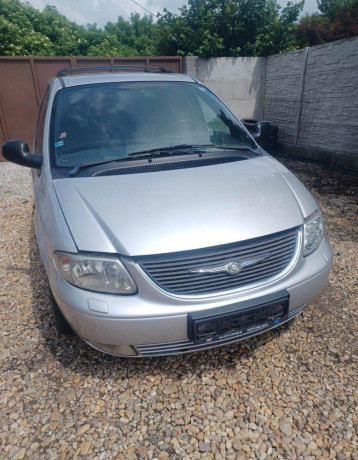 rozpredam-chrysler-voyager-25crd-105kw-big-0
