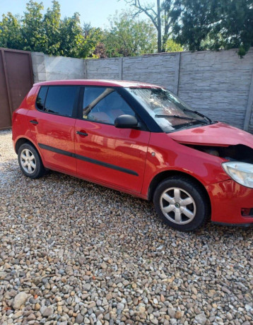 rozpredam-skoda-fabia-ii-12htp-44kw-bbm-big-0