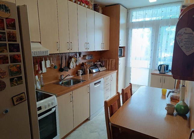 predaj-trojizbovy-byt-cadca-big-0