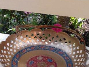 orientalna-miska-s-ruckou