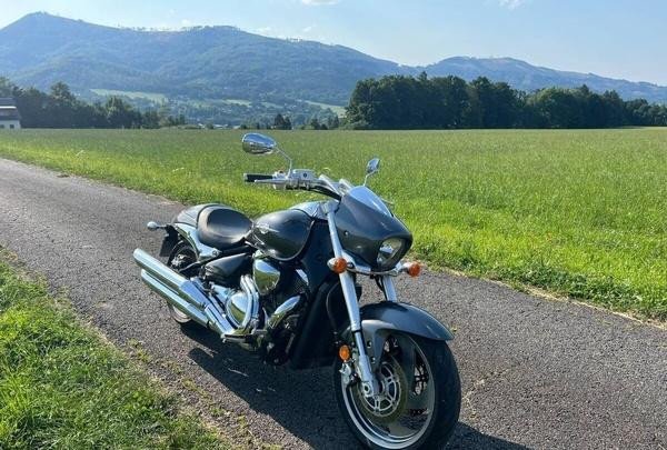 suzuki-vz1500-boulevard-m50-intruder-1500-big-0