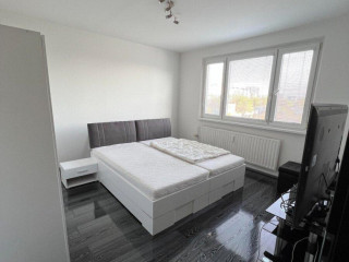 na-predaj-3-izbovy-byt-sevcenkova-petrzalka