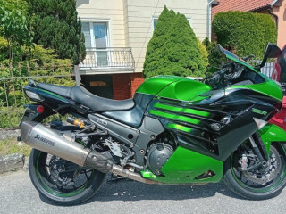 kawasaki-zzr-1400-performance