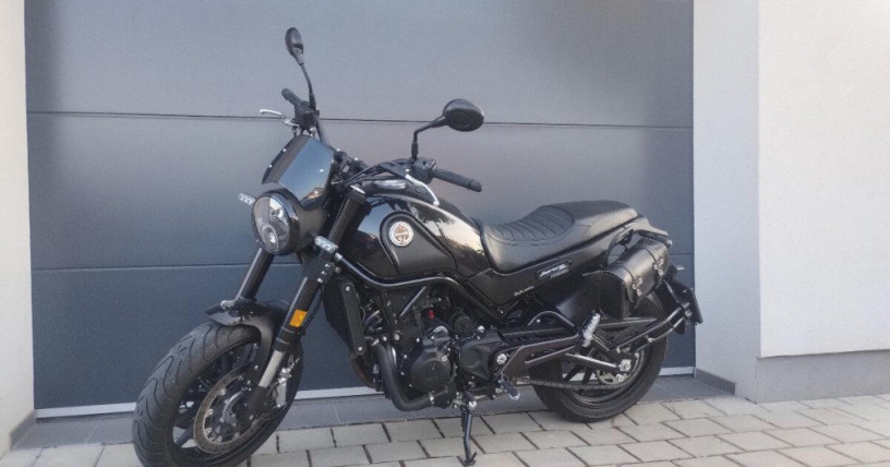 benelli-leoncino-500-big-0
