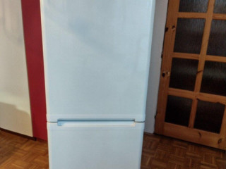 predam-chladnicku-s-mraznickou