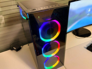 vyborny-pc-set-pc-monitor-klavesnica-a-mys-a-sluchatka