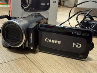 full-hd-kamera-canyon-legria-hf200