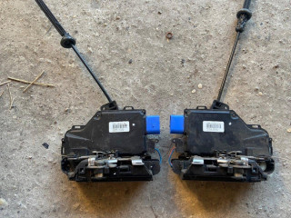 skoda-octavia-predne-zamky