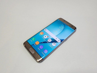 samsung-galaxy-s7-edge-gold-top-stav