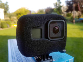 gopro-8-penovy-navlek-proti-vetru