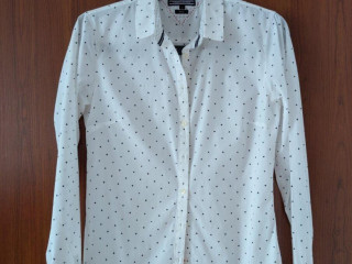 tommy-hilfiger-damska-biela-kosela
