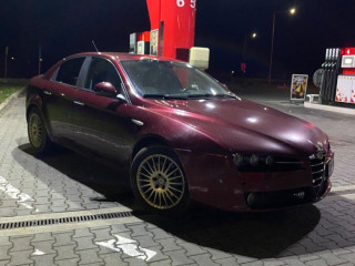 alfa-romeo-159-24